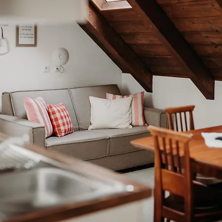 Enjoythealps - Barbara Флахау